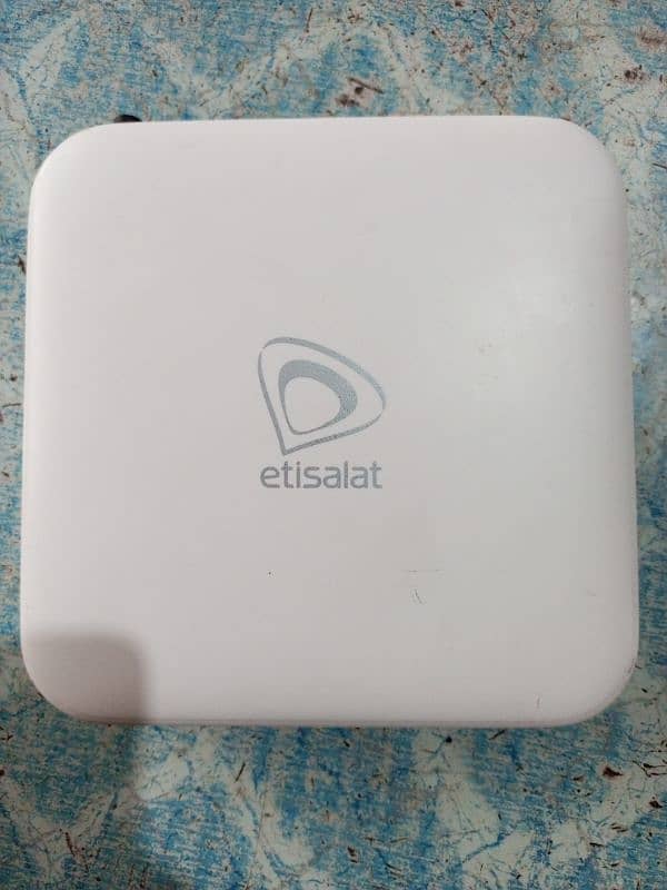 Android TV box original Etisalat,,, dubi 2