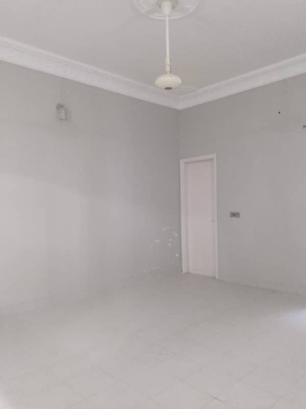 2 bed dd 2nd floor portion for rent 3