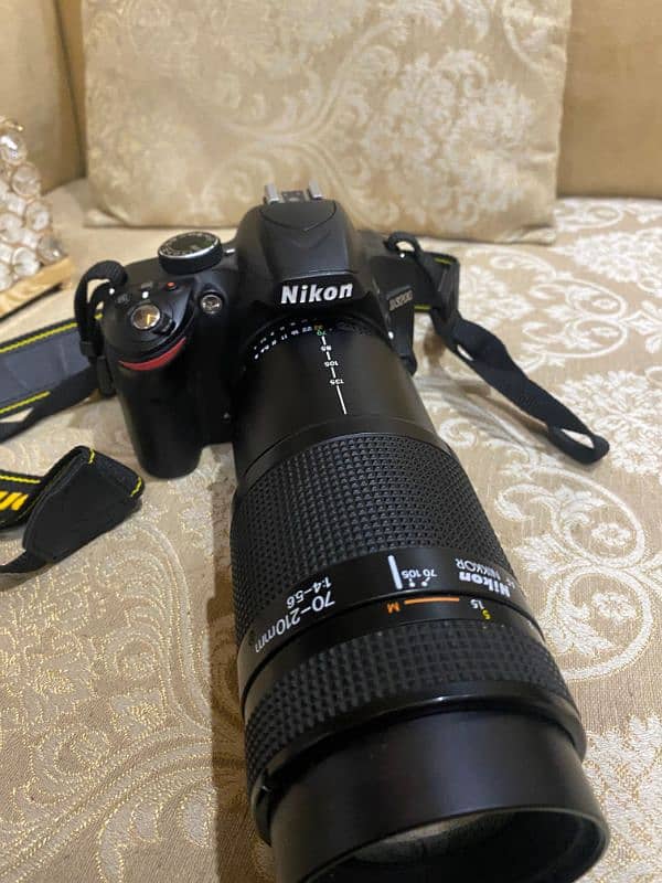 nikon d3200 with 70-210mm lense 1