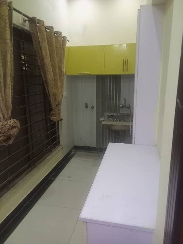 10 MARLA UPPER PORTION FOR RENT (Gas Available) 6