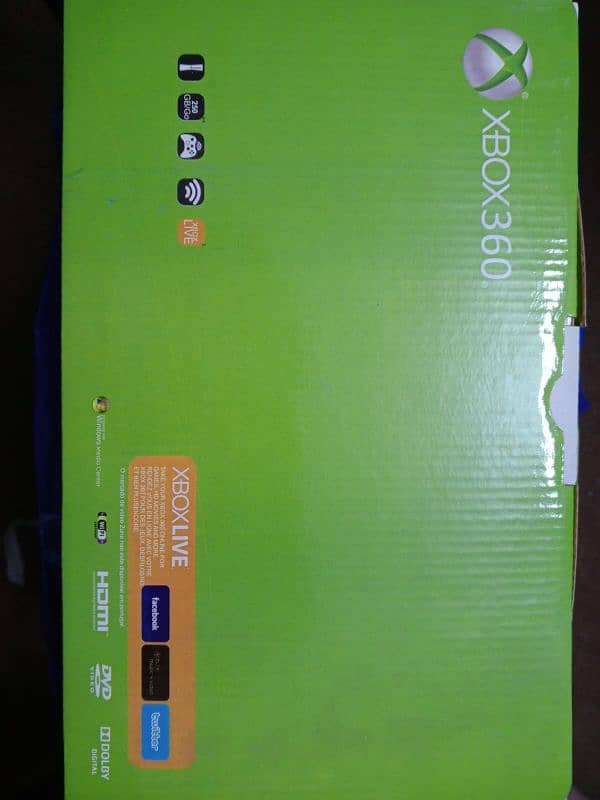 Xbox 360 Slim 2