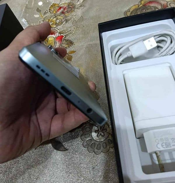 Oppo f21pro 5g 10/9,5 with box and charge 2