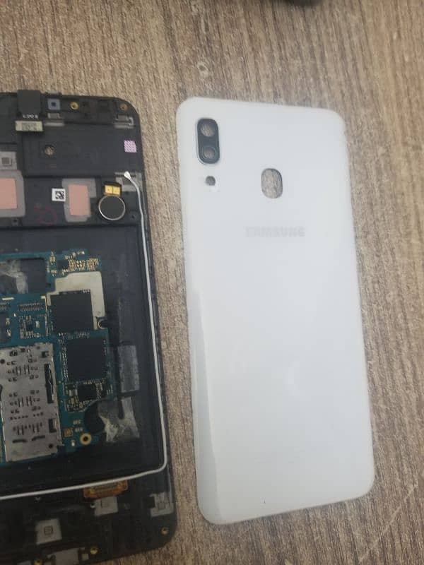 Samsung Galaxy A30s & A30s parts 5