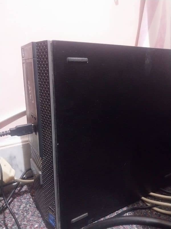 Dell Computer condition 10/10 8gb ram i5 6