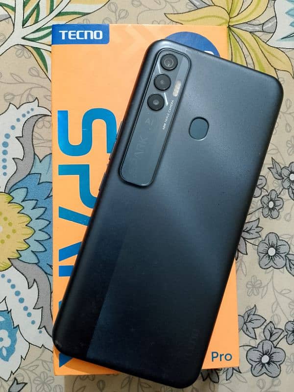 Tecno Spark 7 Pro 0