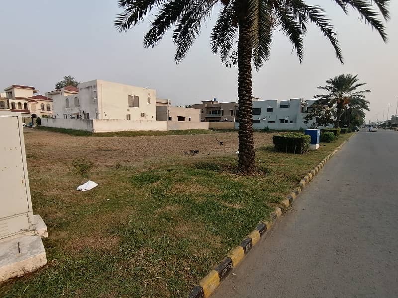 New Deal Alert! 1 Kanal Plot for Sale in Citi Housing Gujranwala Plot Details: - Location: Citi Housing Gujranwala - Development Status: Development On Ground Citi Housing Society, Gujranwala, Punjab 4