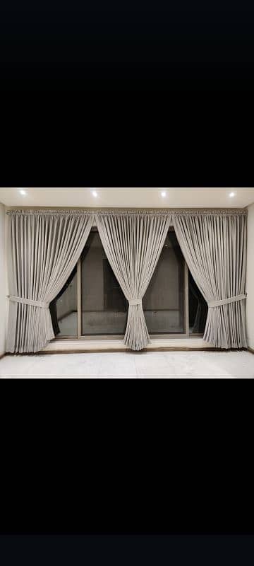 We have a curtain of sofa Poshish. Contact number 03469609848 1