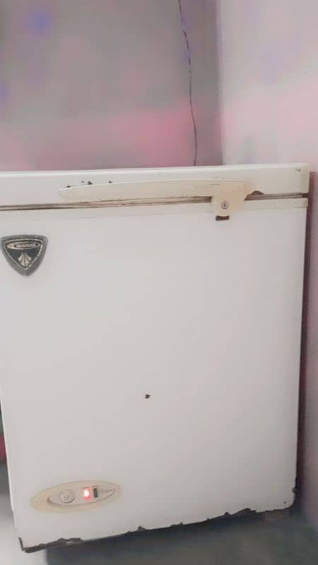 freezer in good condition , 2