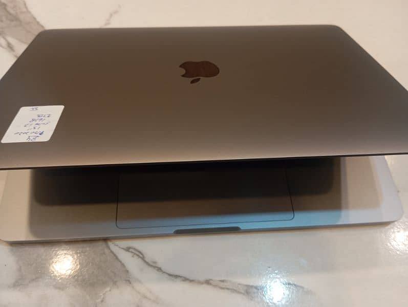 MacBook pro 2020.13 inch/1tb/MacBook for sale 2