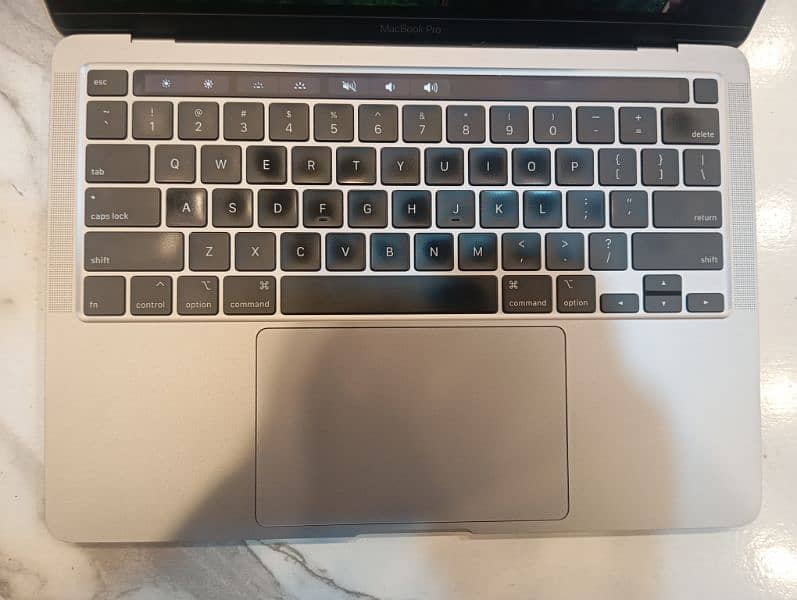 MacBook pro 2020.13 inch/1tb/MacBook for sale 4