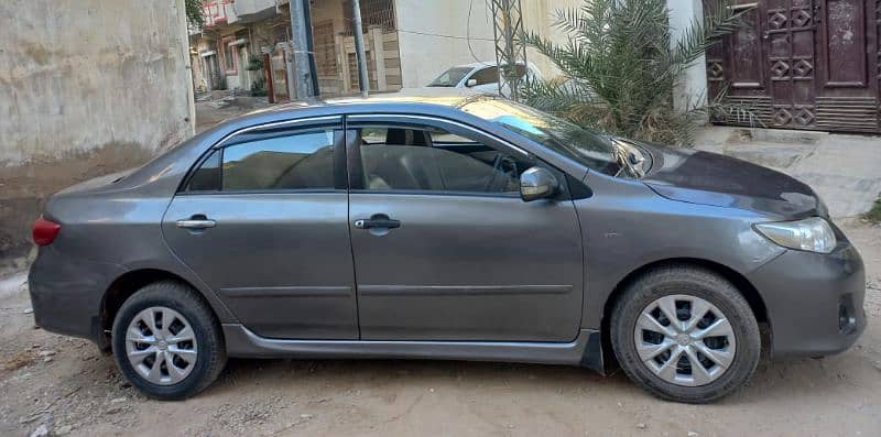 Toyota Corolla XLI 2013 7