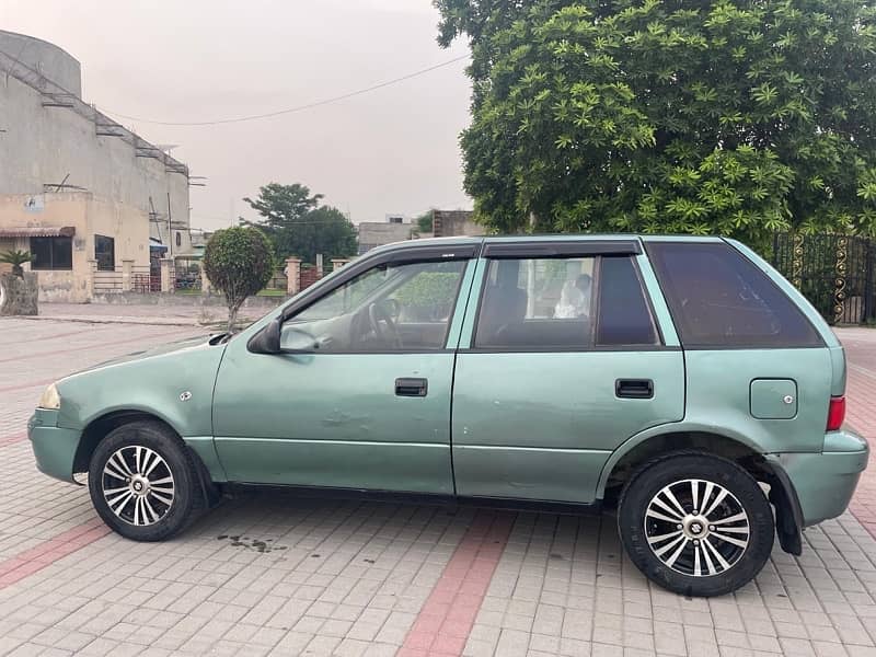 Suzuki Cultus 2001 2