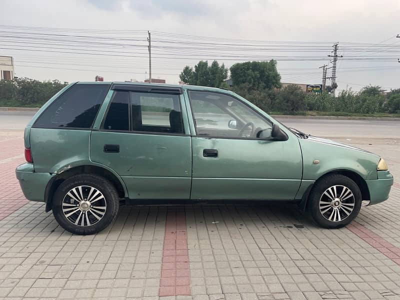 Suzuki Cultus 2001 3