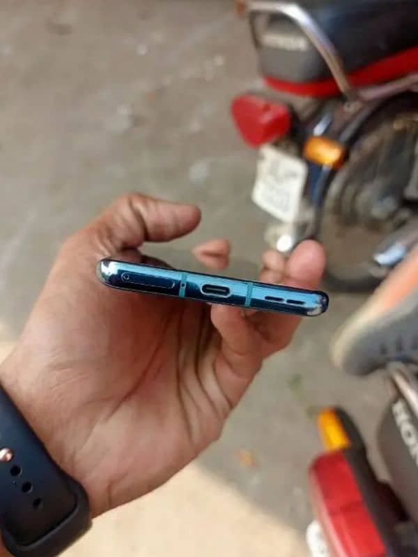 One plus 9 Pro PTA Approved lush 6