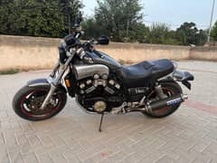 Yamaha V Max 1200