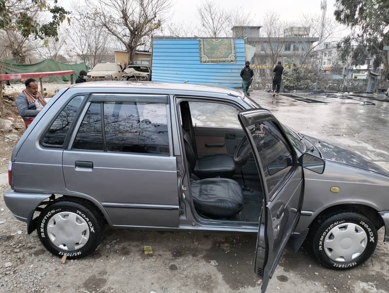 Suzuki Mehran VXR 2015 12