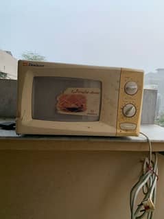 Dawlance Microwave