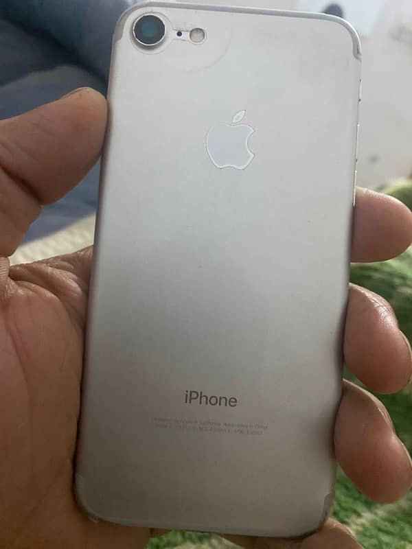 iPhone 7 pta approved 128gb 1