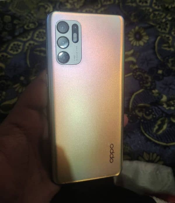 oppo Reno 6, 8/128 2