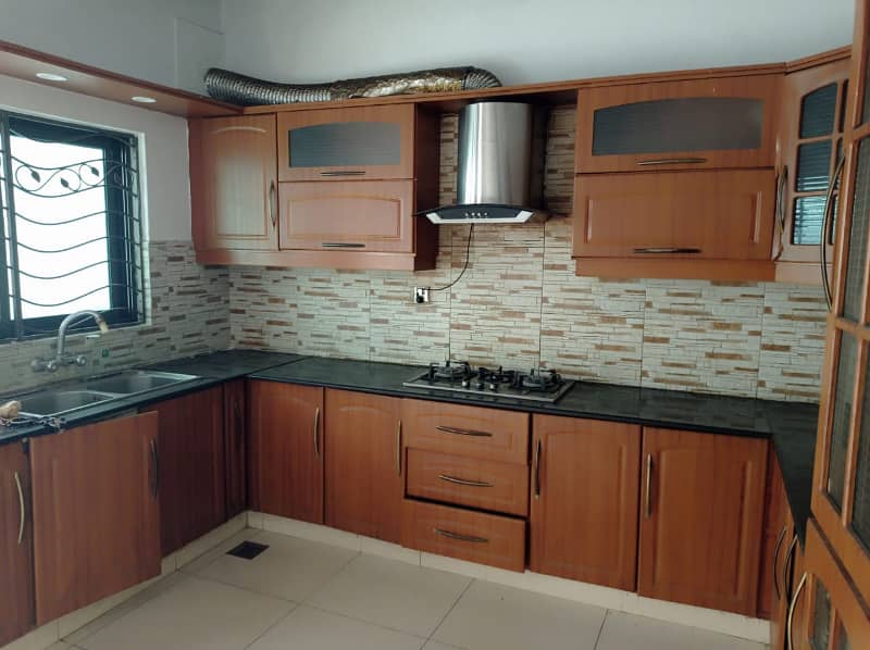 KANAL UPPER 3 BED 4