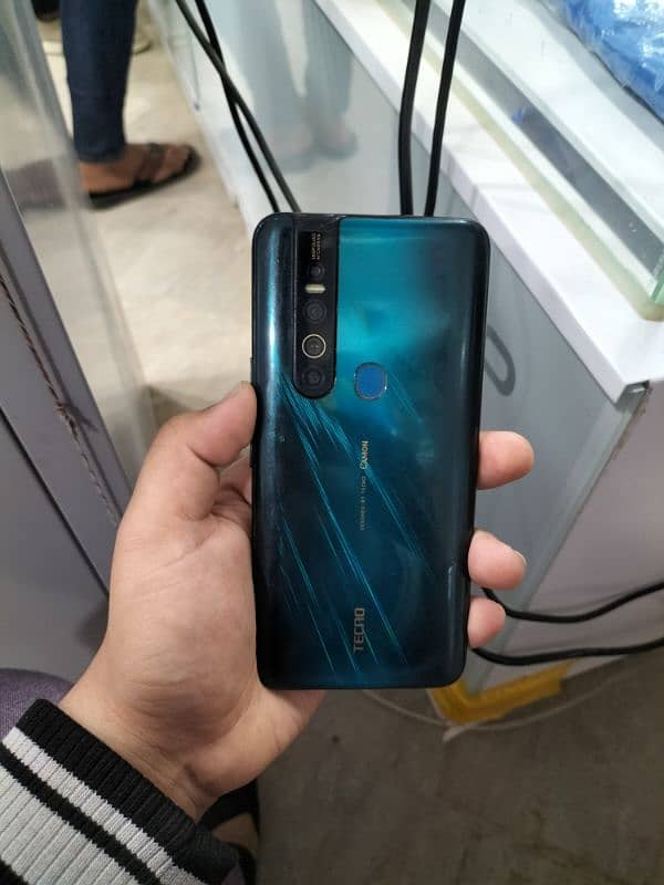 TECNO CAMON 15 PRO 1