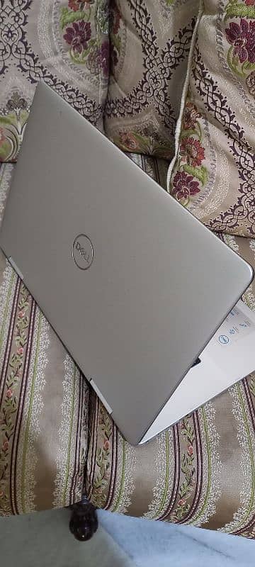 Dell Inspiron 15 7586 2in1 laptop negotiable price 4