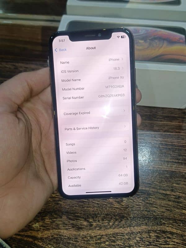 iphone xs with box 9