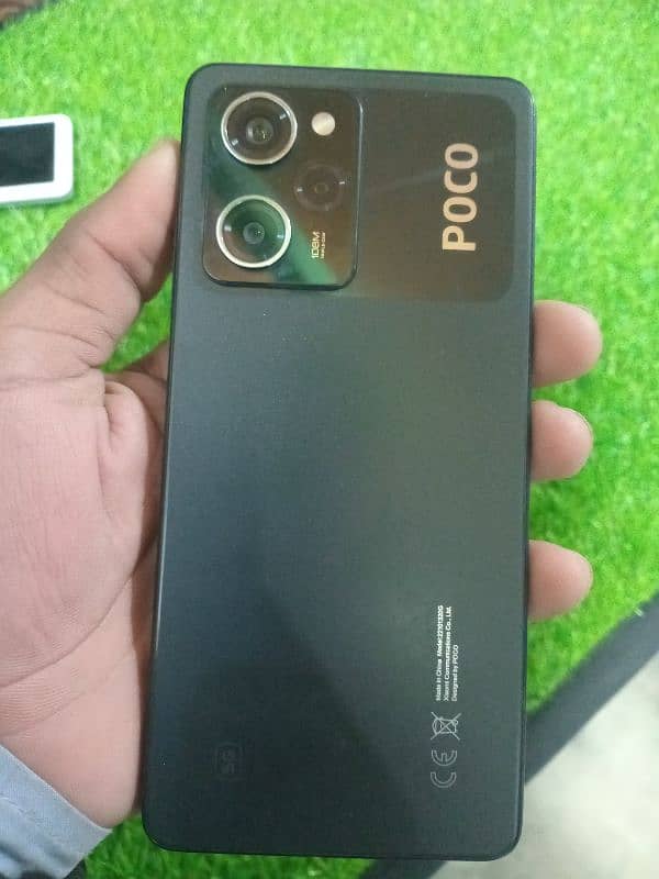 poco x 5 pro 5G black 8gb ram 256 gb memory 4