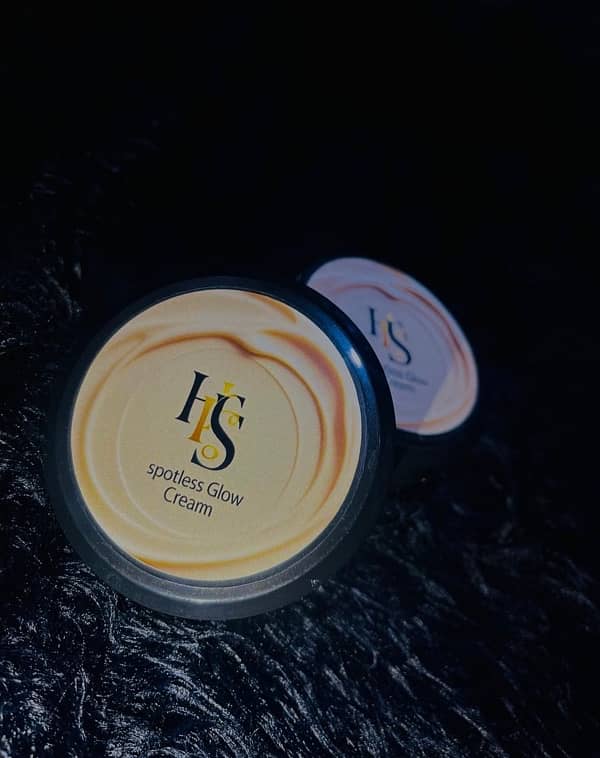 H. S Spotless Glow cream 1