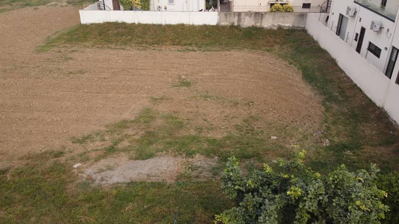 Kanal Pair Plot For Sale In DHA Phase 7 Block-U Best Location and Attractive Price 0