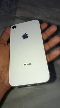 iphone XR 64 gb white