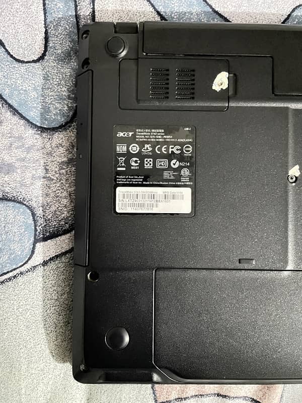 Acer TravelMate 5742 Series 1