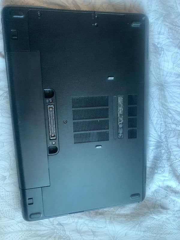 Dell latitude e6440 8