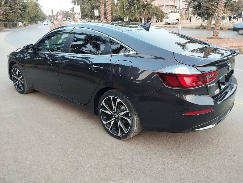 Honda Insight 2021 Black Style 3