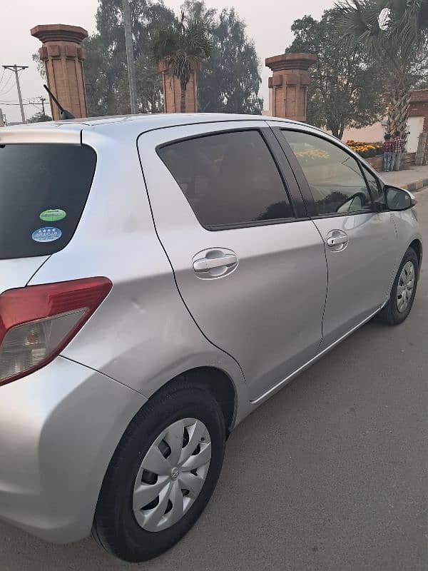 Toyota Vitz 2017 3