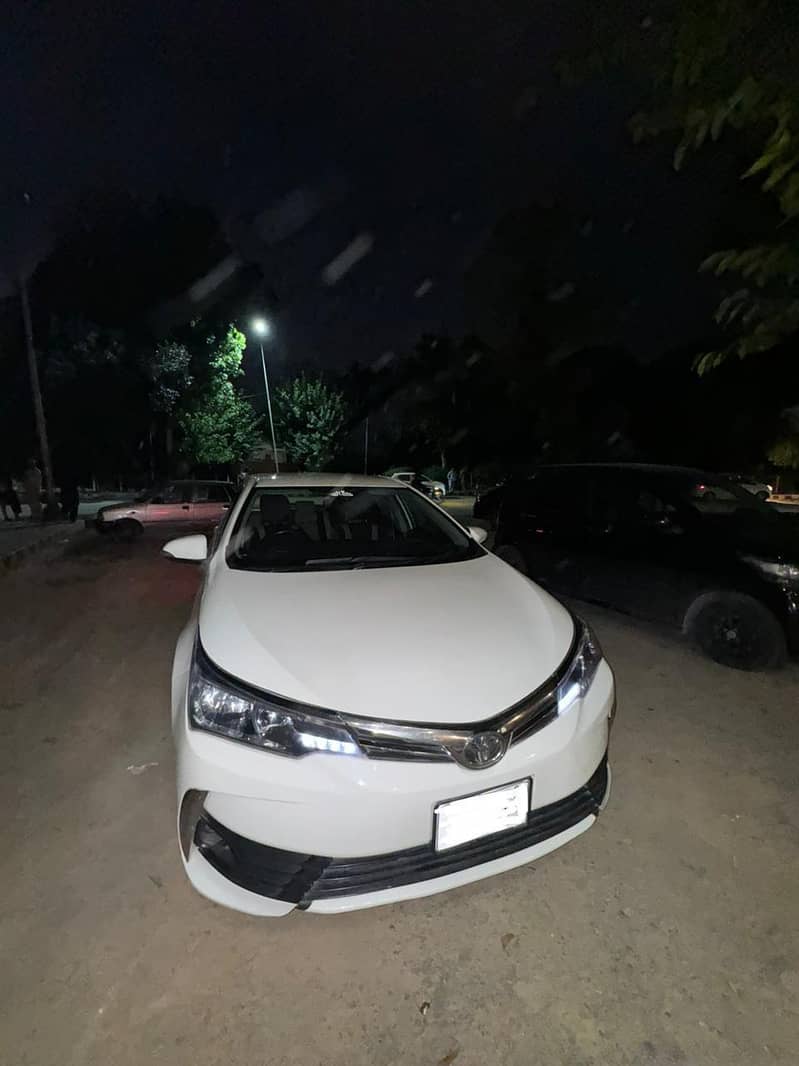 Toyota Corolla (Altis 1.6) 2016 - Excellent Condition 2