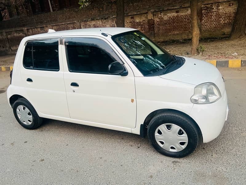 Daihatsu Esse 2011/2014 6