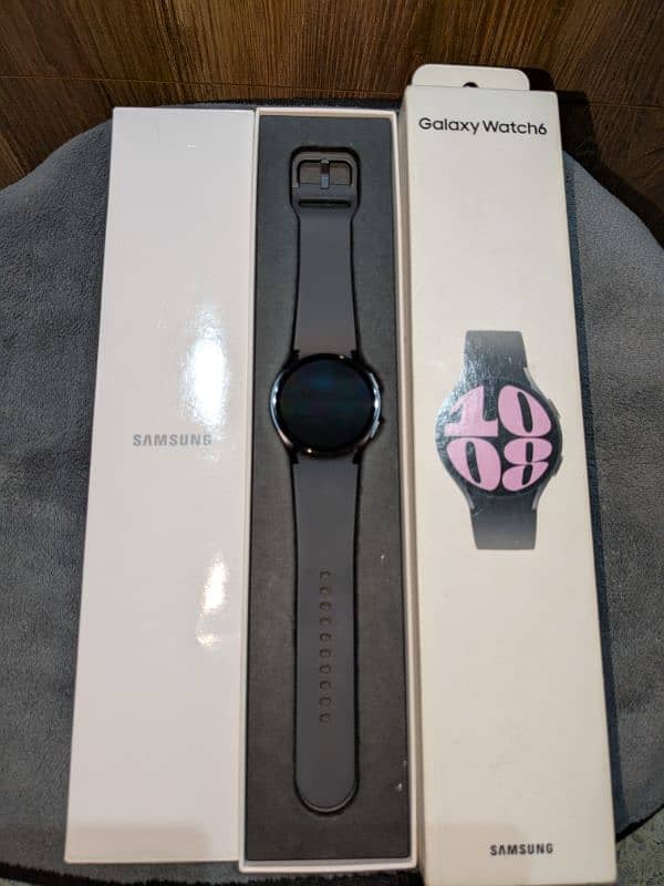 Samsung Watch 6 - Just Box Open 2