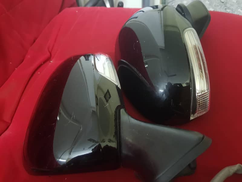 Toyota Prius Cargo Cover Diggi dickie parda Side Mirrors Head Light 7