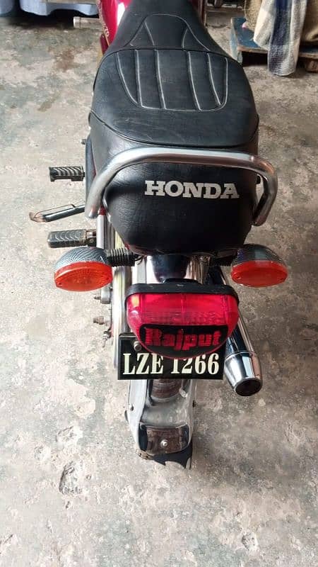 Honda CD 70cc Model 2004 Lahore Number 2