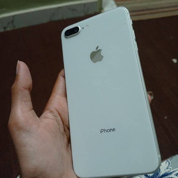 I phone 8 plus white color 1