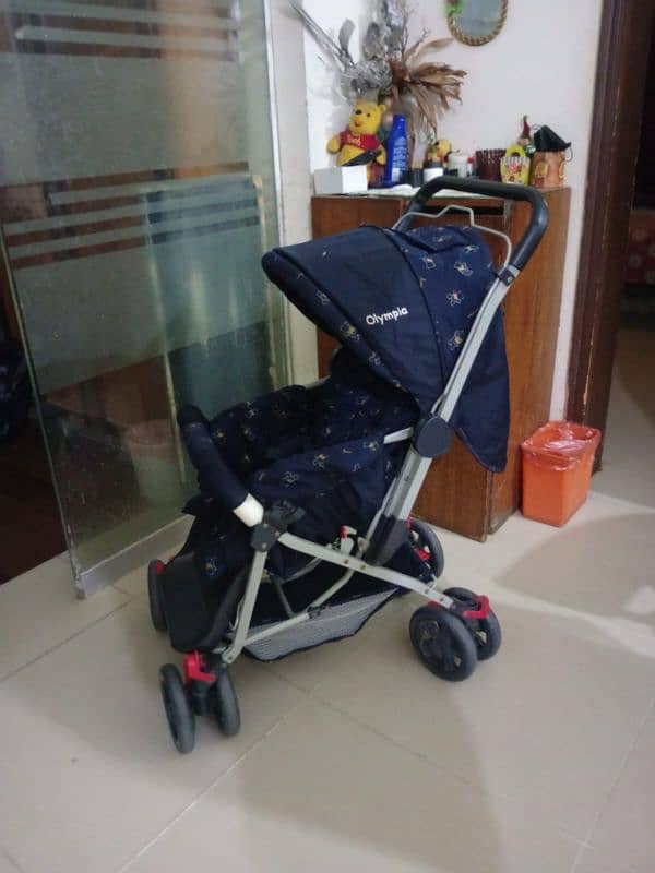 Baby pram very good condition 3