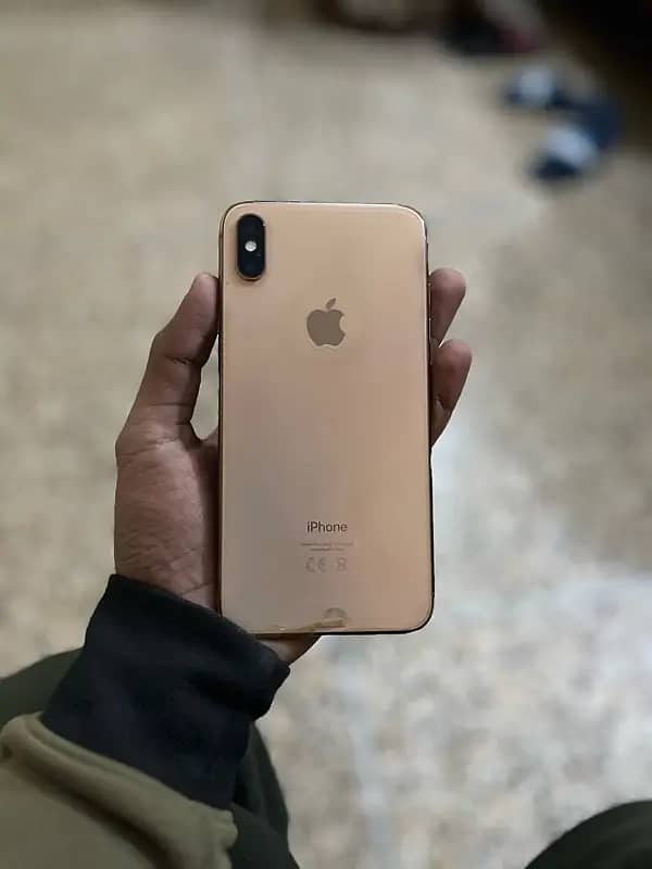 iPhone XS Max  64GB pta 1