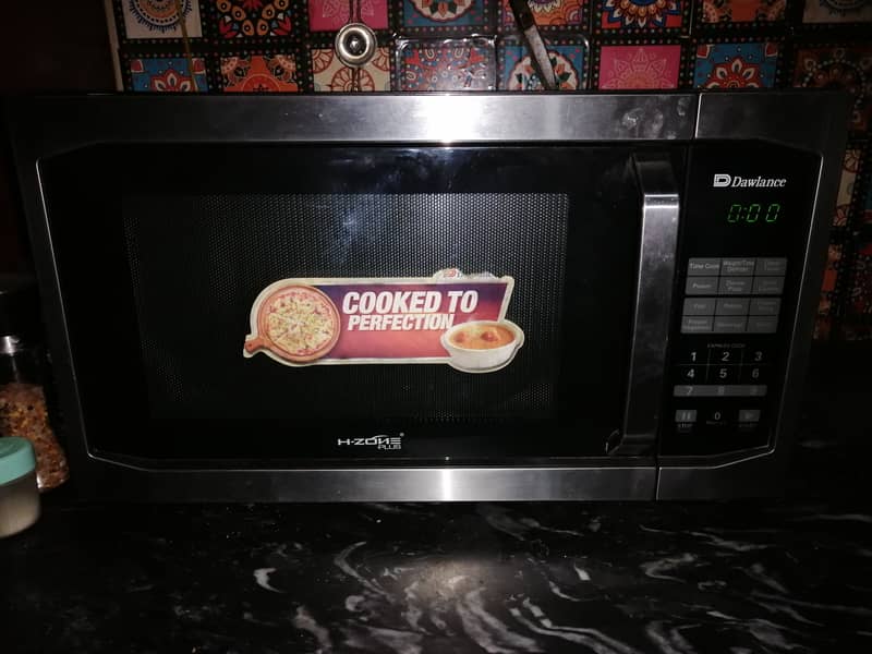 DW 142 HZP Grilling Microwave Oven 0