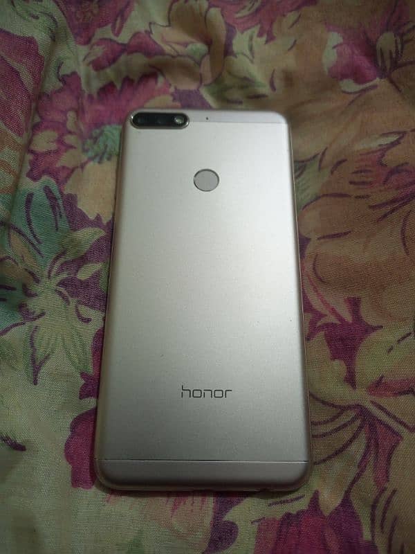 Honor 7c 0