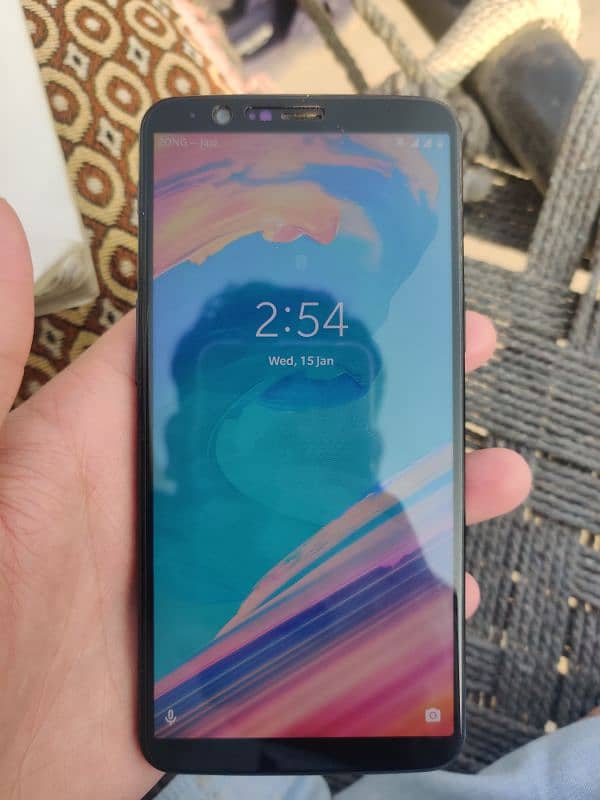 OnePlus 5t 8/128 4