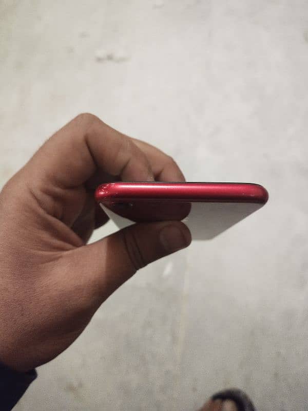 iphone 8 red color 3