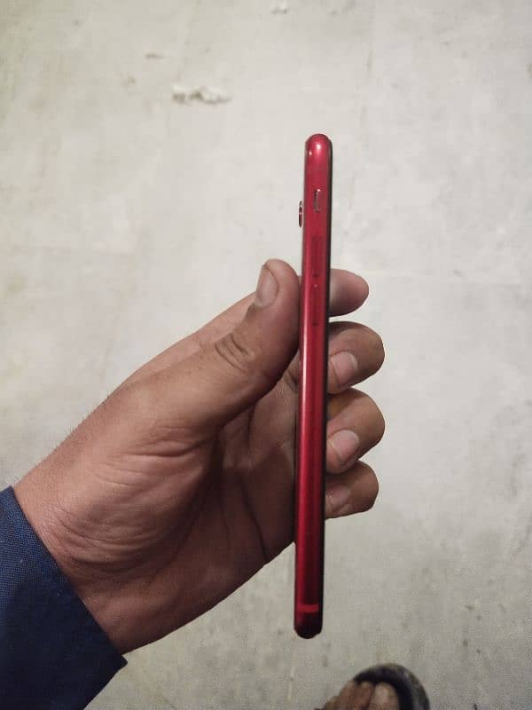 iphone 8 red color 4