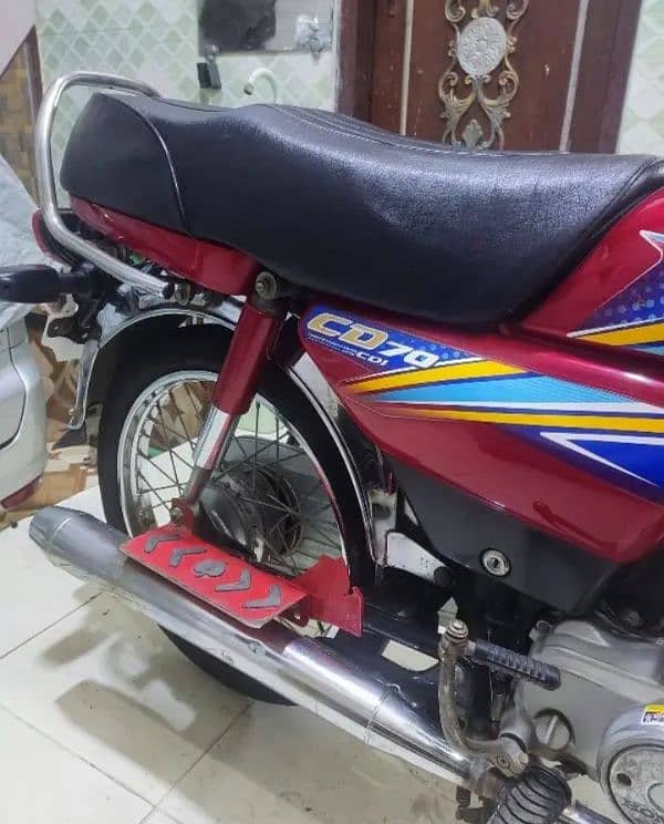 Honda CD70 motorcycle 1