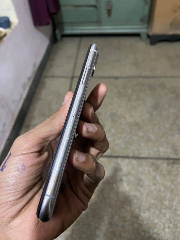 iphone X 64 Gb official Pta aproved Chiniot 5